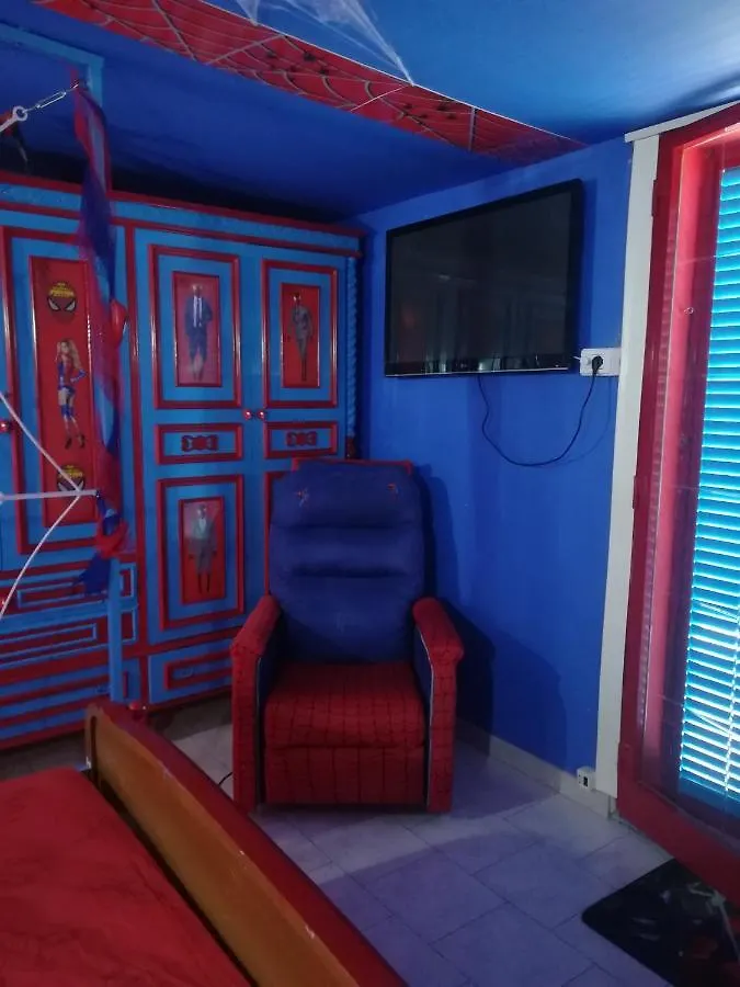 بيت ضيافة فندق Spiderman House كاتانيا
